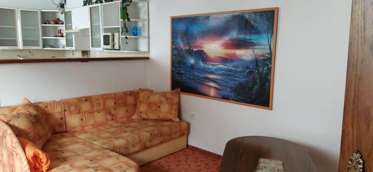 Apartman Sobeslav Apartment Bagian luar foto